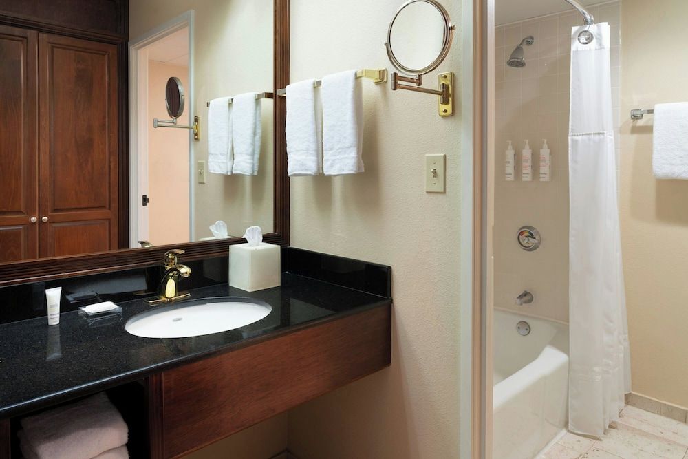 Marriott Miami Dadeland Room, 2 Double Beds, Non Smoking 3