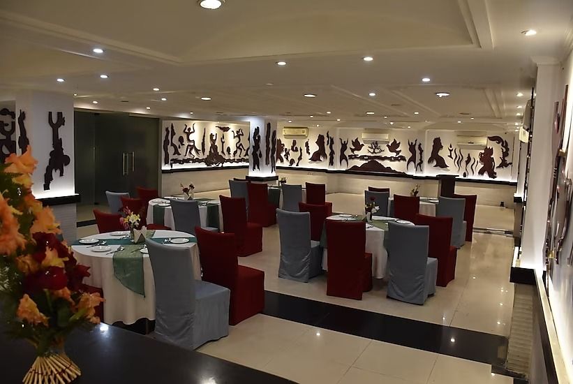 undefined Comfort Inn BL 3