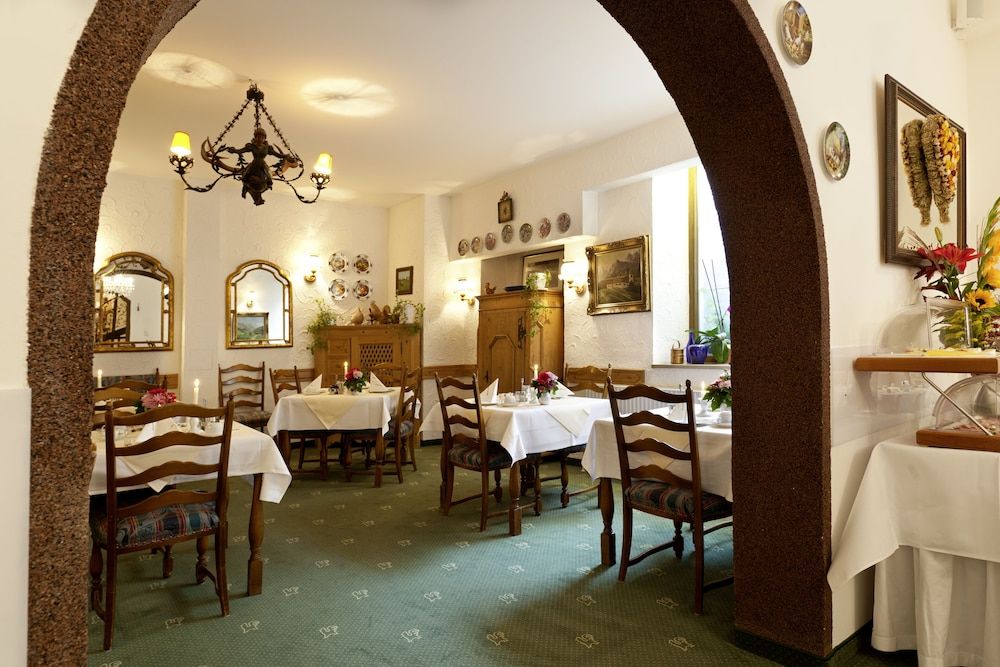 undefined Hahn Hotel 10