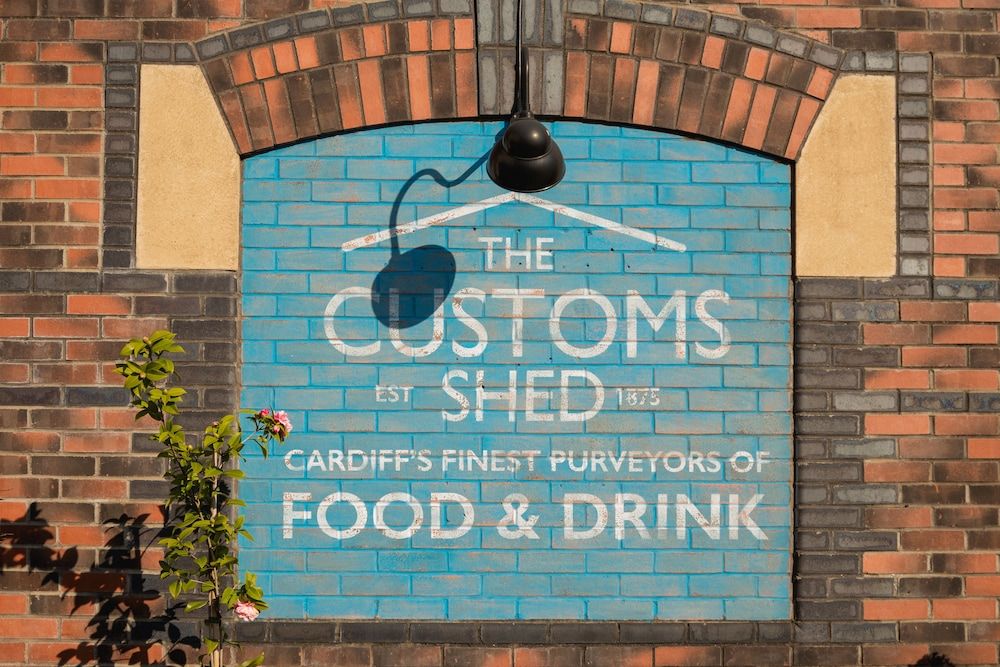 undefined Novotel Cardiff Centre 10