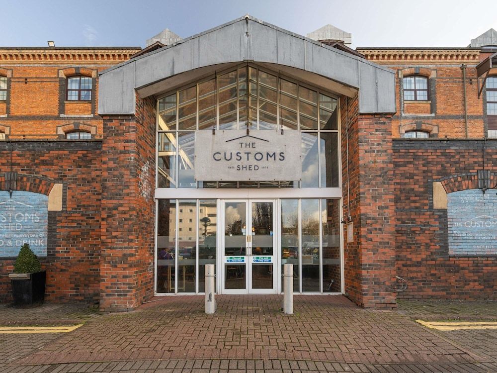 undefined Novotel Cardiff Centre 2