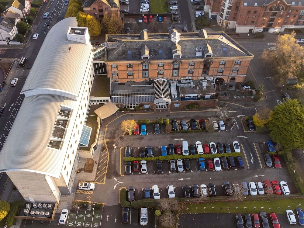 undefined Novotel Cardiff Centre 7