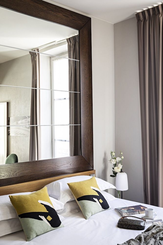 Holiday Inn Paris Palais de l'Elysée by IHG Standard Room 6