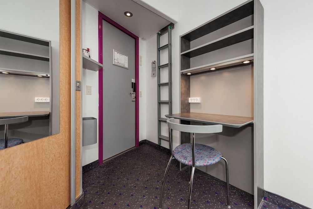 CABINN Scandinavia Hotel Economy Room 5