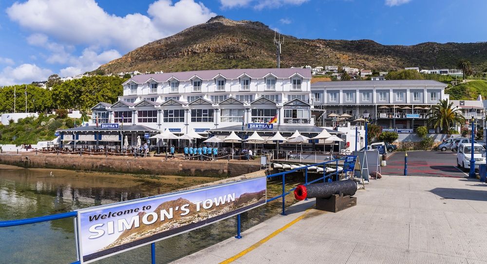 undefined Simon's Town Quayside Hotel 5