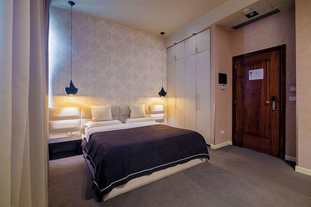 La Boheme Hotel Standard Double Room 5