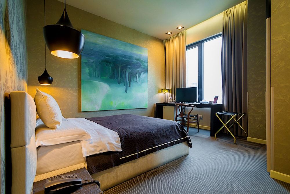 La Boheme Hotel Standard Double Room 2