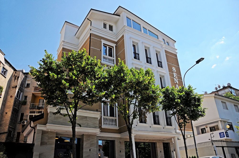 undefined Senator Hotel 7