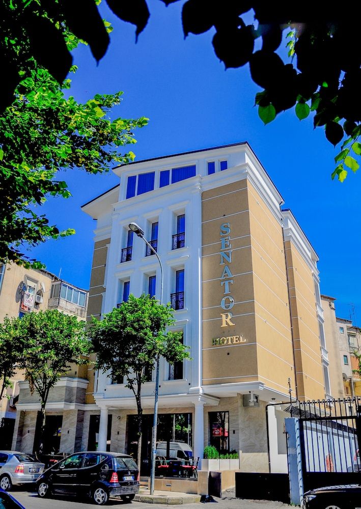 undefined Senator Hotel 3