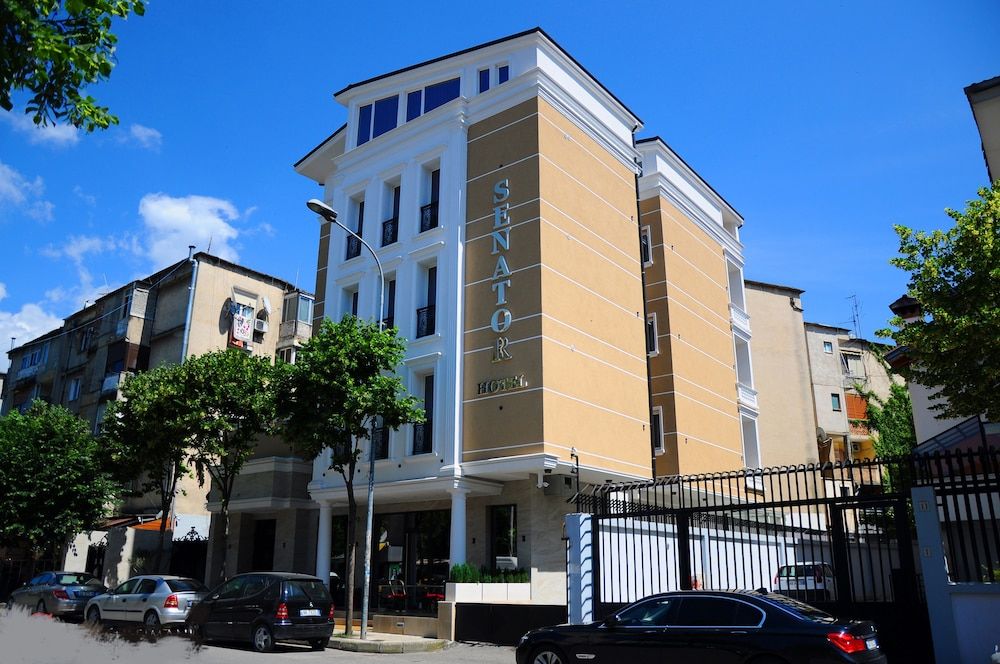 undefined Senator Hotel 5