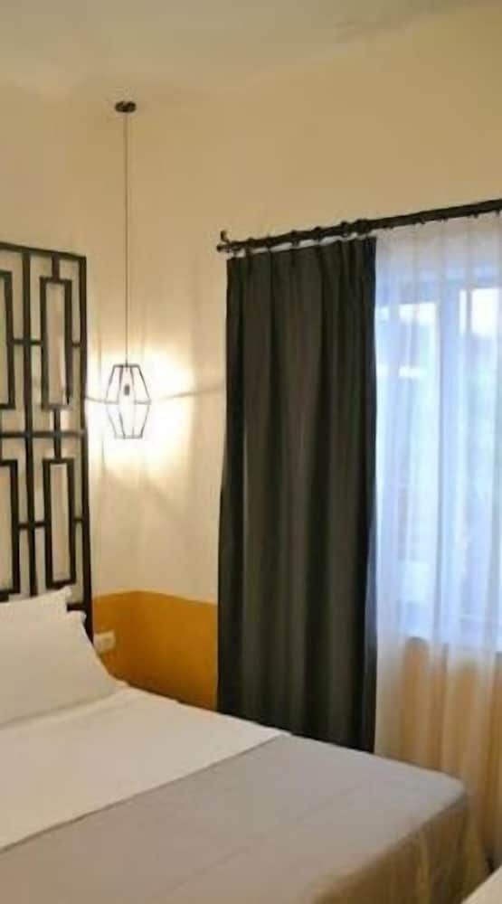 Hotel Antigone Budget Double or Twin Room 2