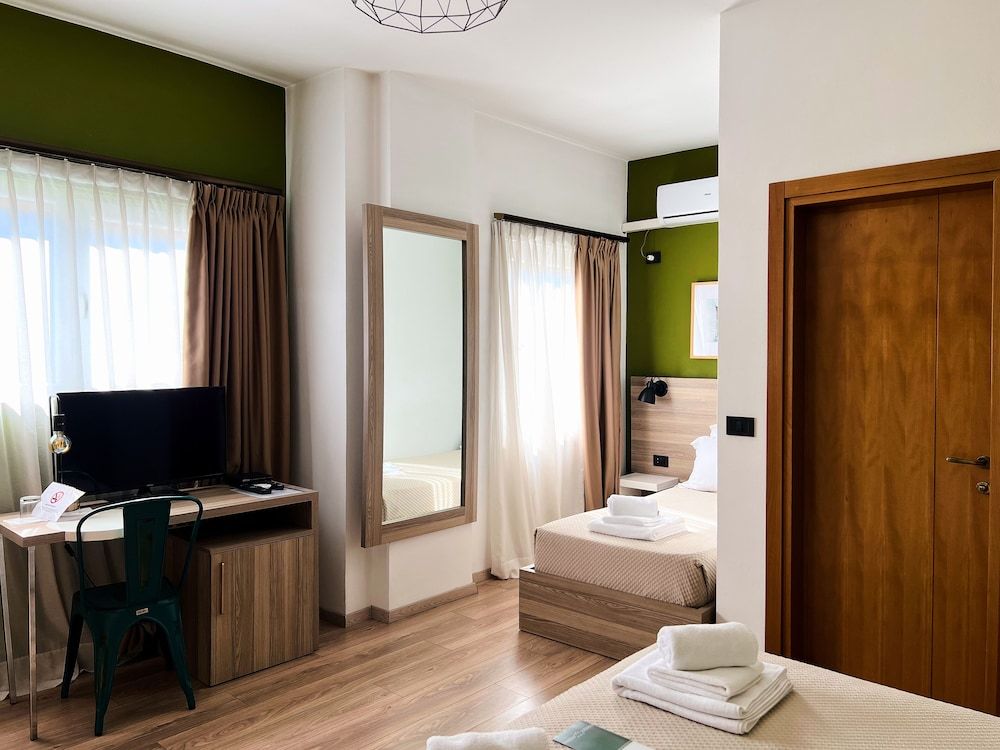 Oda Hotel Tirana Triple Room 7