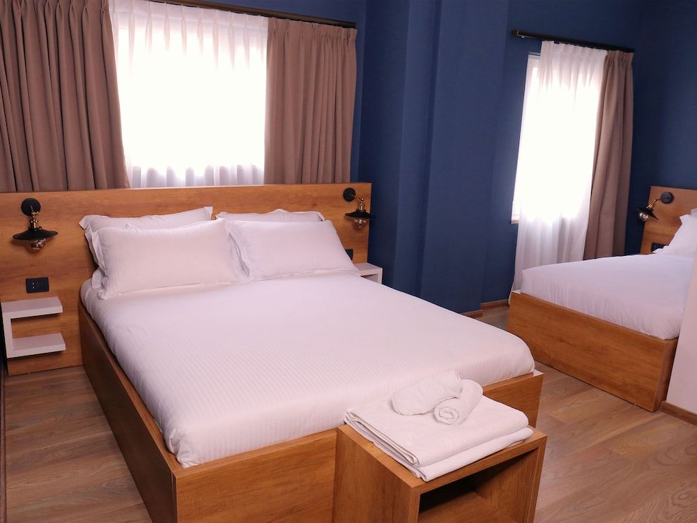 Oda Hotel Tirana Triple Room 6
