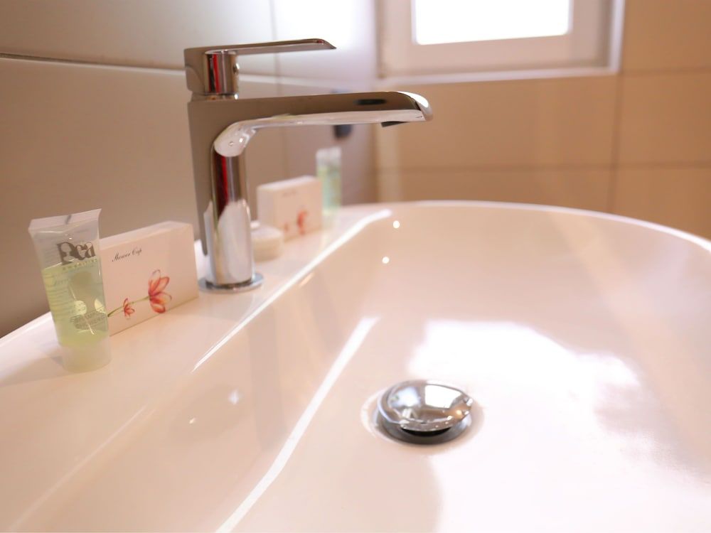 Oda Hotel Tirana Triple Room 12