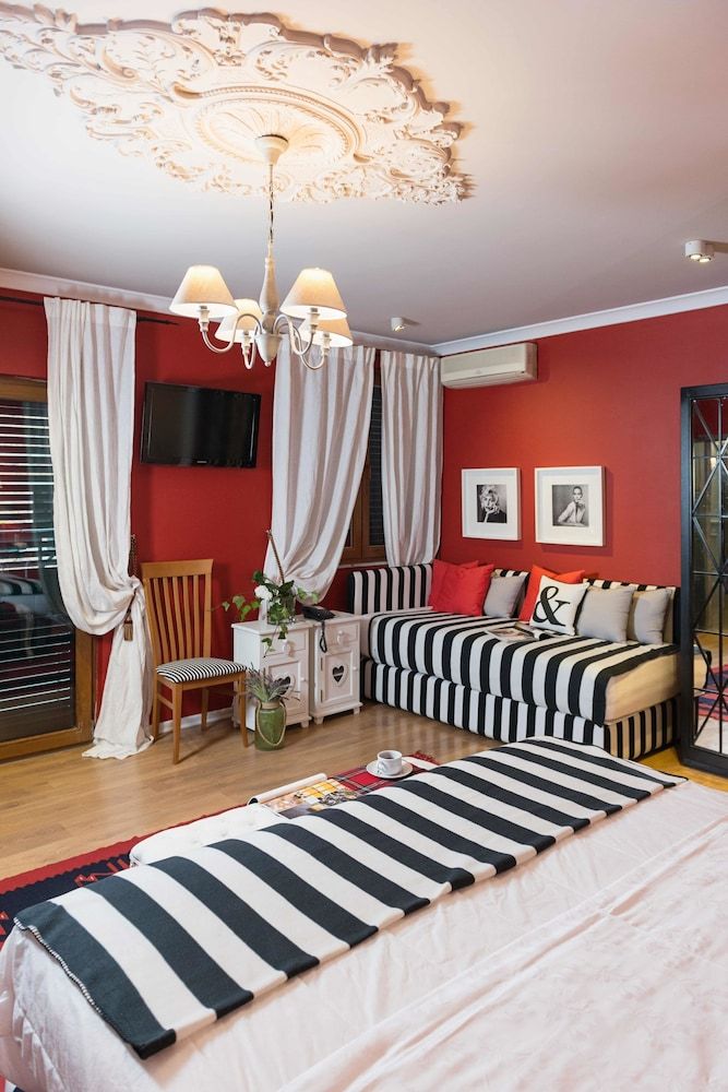 Luxury Triple Room, 1 Bedroom, Balcony, City View