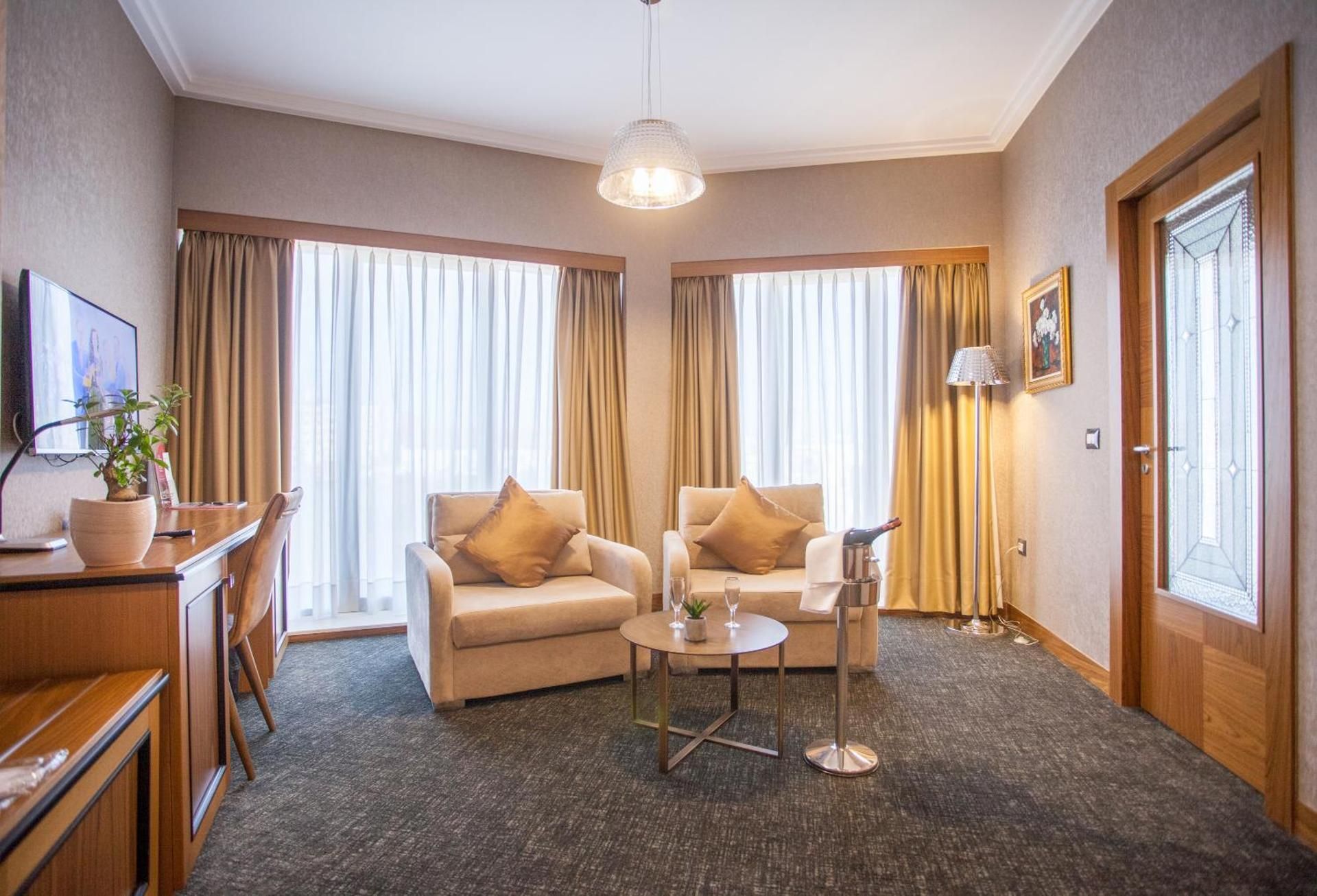 undefined Hotel Colosseo Tirana 7