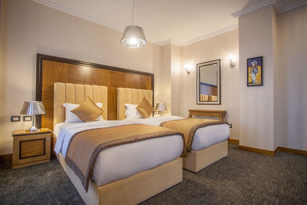 undefined Hotel Colosseo Tirana 9