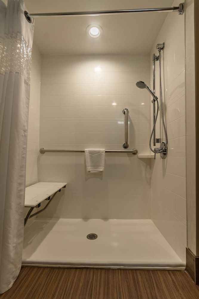 Room, 1 Queen Bed, Accessible, Non Smoking