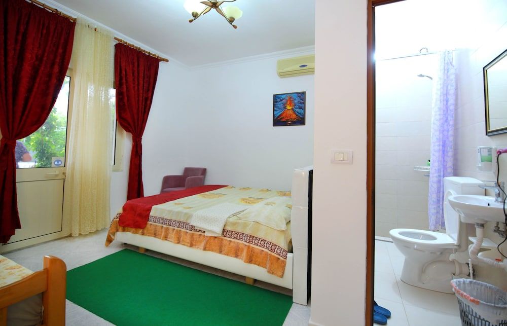 My Home Guest House Classic Triple Room, Non Smoking 4