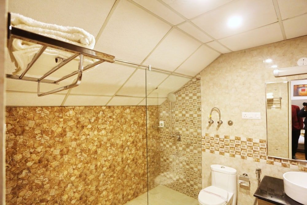 undefined 22 Enclave by Evoke Lifestyle 4