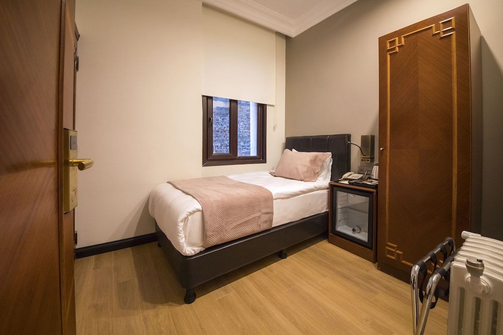 undefined Vardar Palace Hotel - Special Class 3