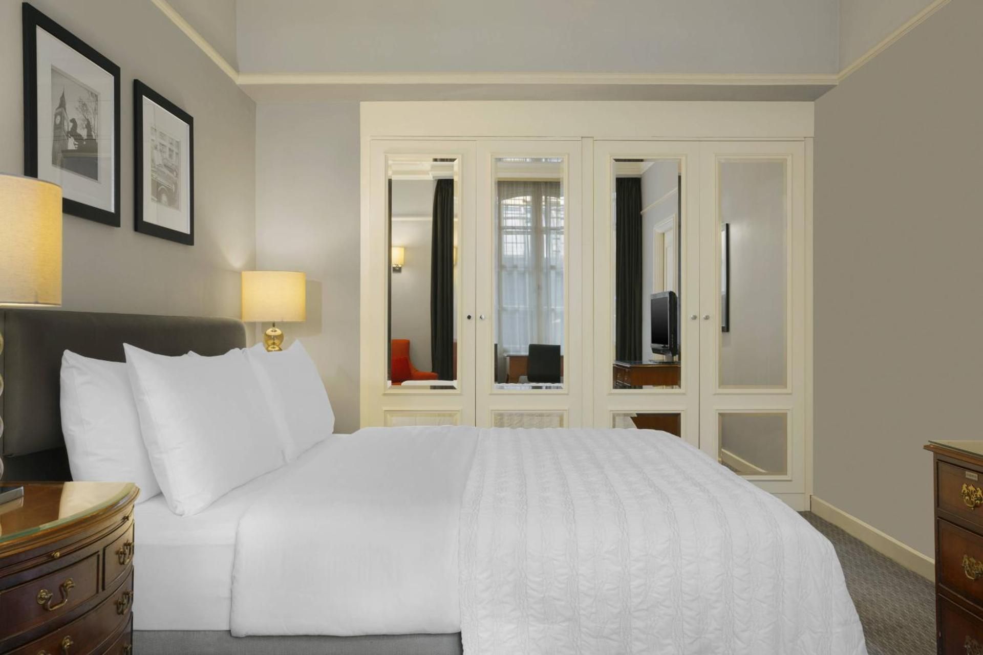 undefined The Dilly 5