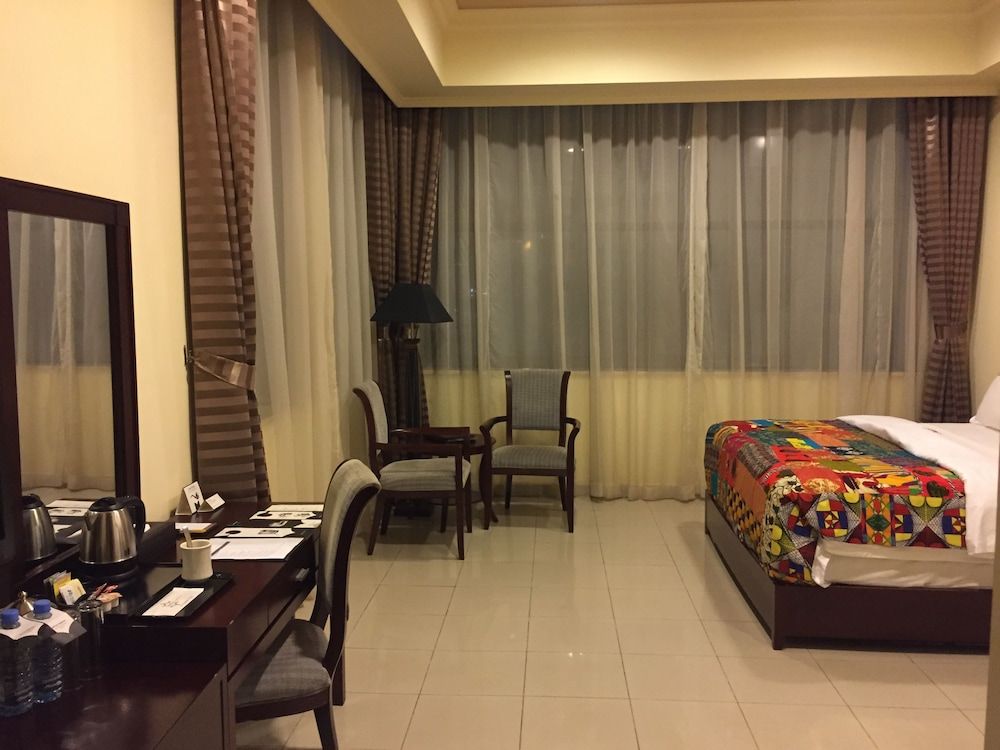 Royal Grand Hotel Deluxe Single Room 5