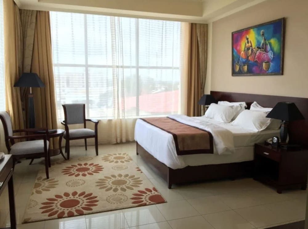 Royal Grand Hotel Deluxe Double Room, 1 Bedroom 2
