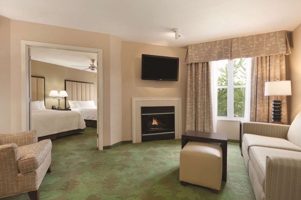 Suite, 1 Bedroom, Non Smoking, Fireplace