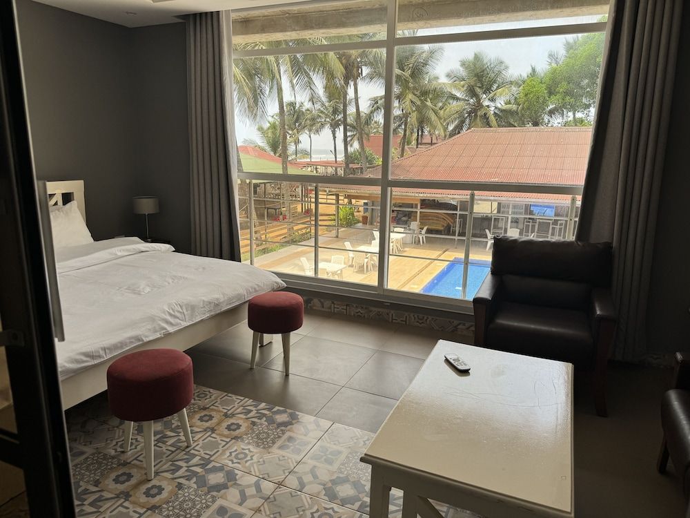 Tropicana Beach and Resort Deluxe Villa, 2 Bedrooms, Kitchen, Ocean View 6