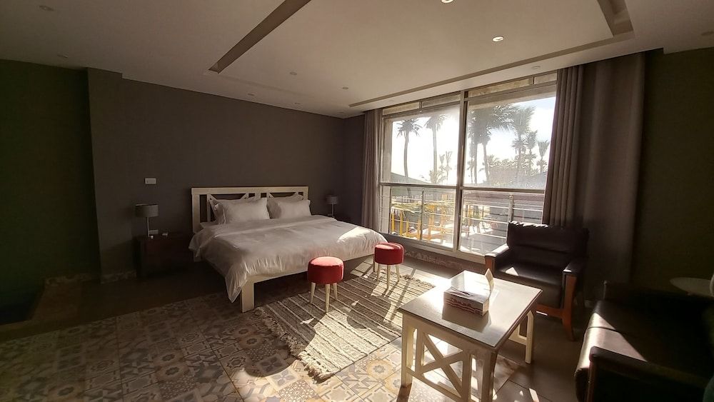 Tropicana Beach and Resort Deluxe Villa, 2 Bedrooms, Kitchen, Ocean View 3