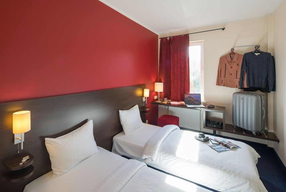 undefined Dodo Hotel 3