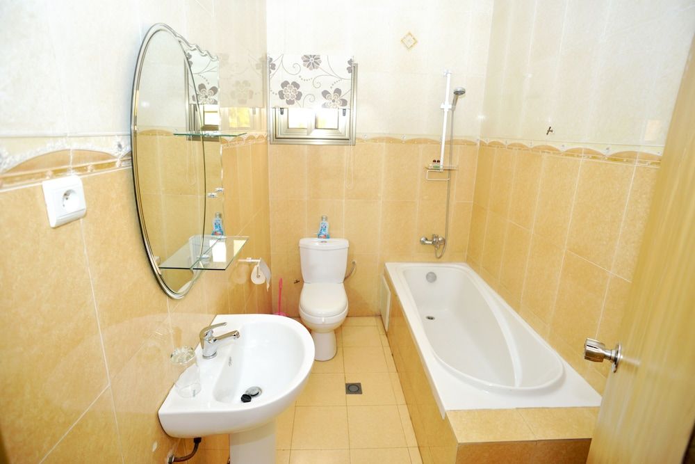 Jess Hotel Senior Suite 3