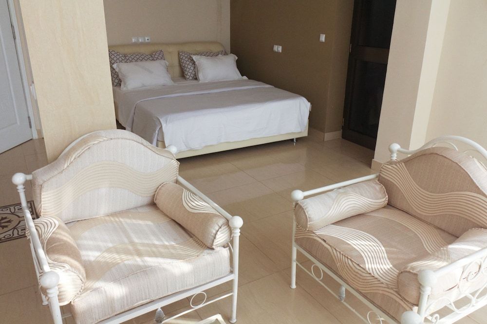 Hotel M'Rode Junior Suite 2