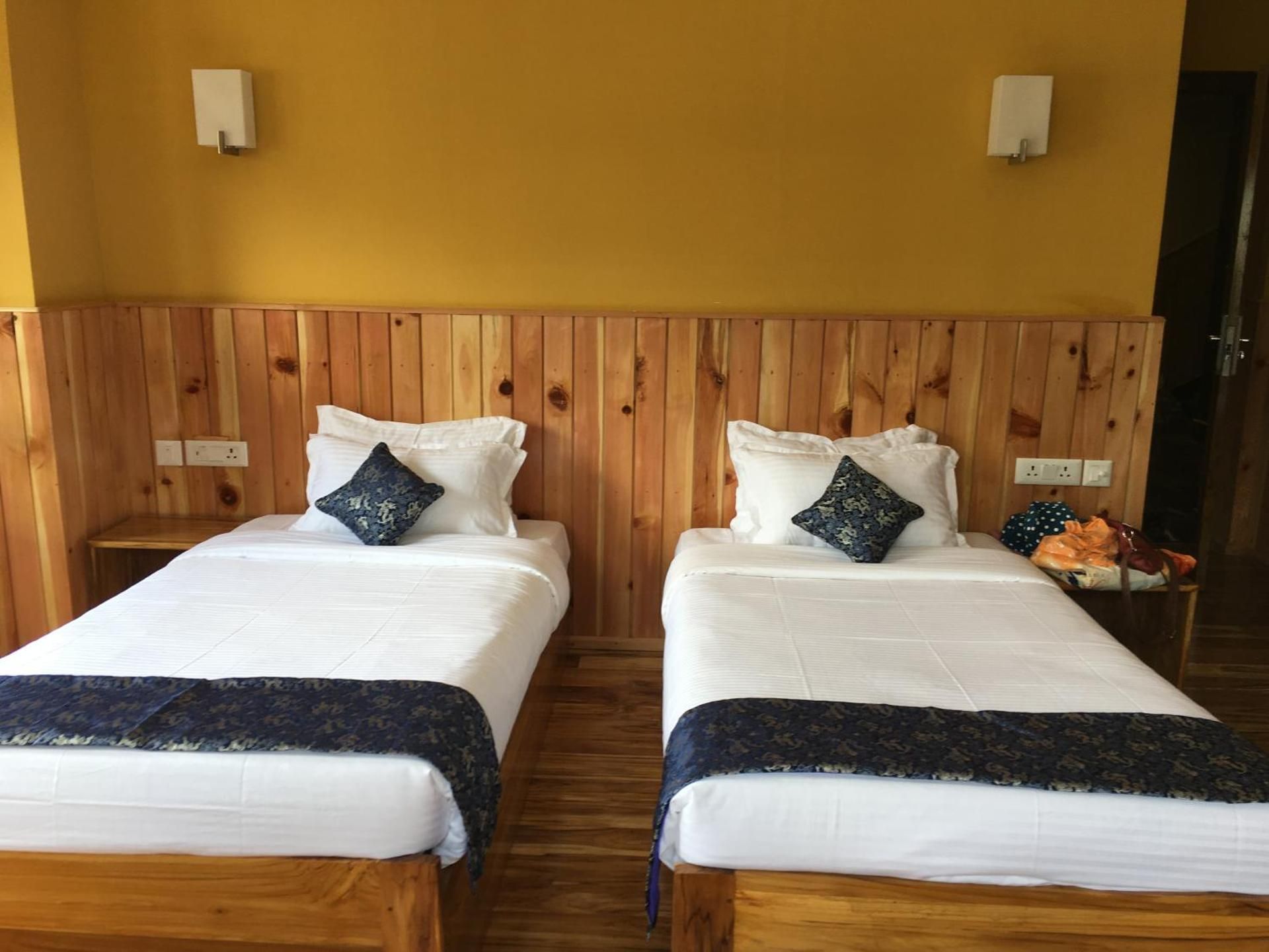 Deluxe Room with Double or Twin Bed
