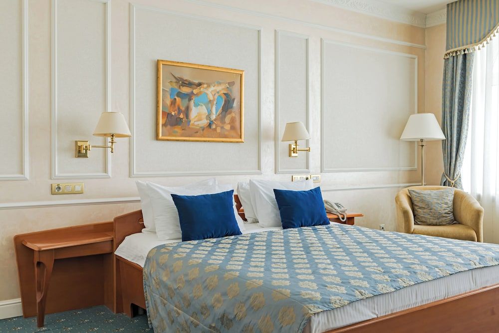 Hotel Europe Standard Double Room 2