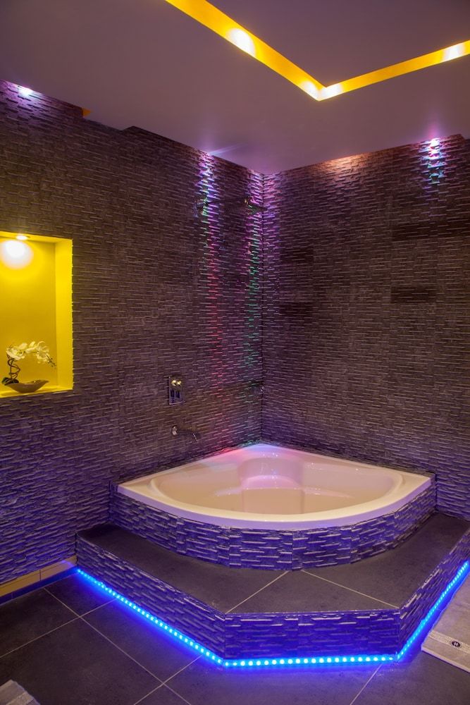 Le Wafou Premium Suite 9