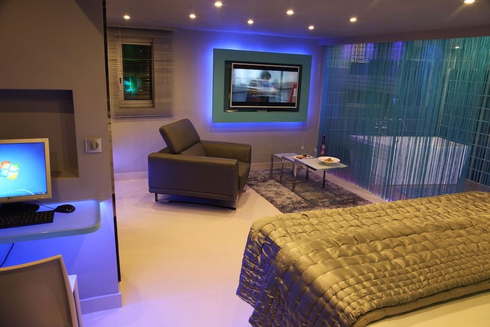 Le Wafou Suite (Levitation) 6