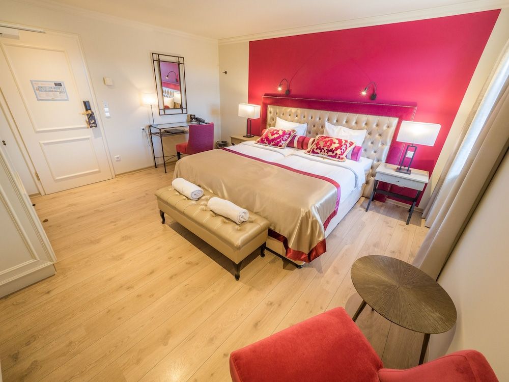 Chateau d'Urspelt Double Room (Castle) 3