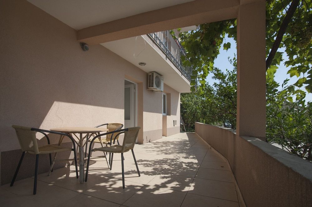 Apartments Grand Standard Studio, 1 Double Bed, Terrace 5