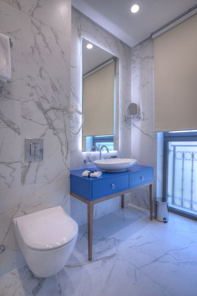 Hotel Majestic Superior Double or Twin Room, Balcony, Park View 7