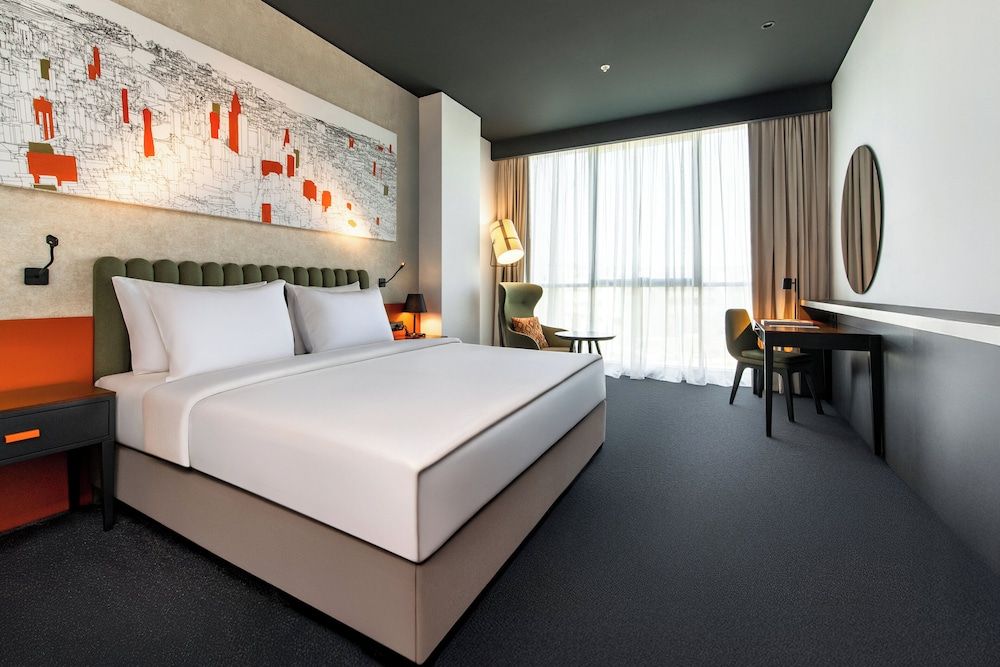 Crowne Plaza Podgorica by IHG Standard Room, 1 King Bed 2