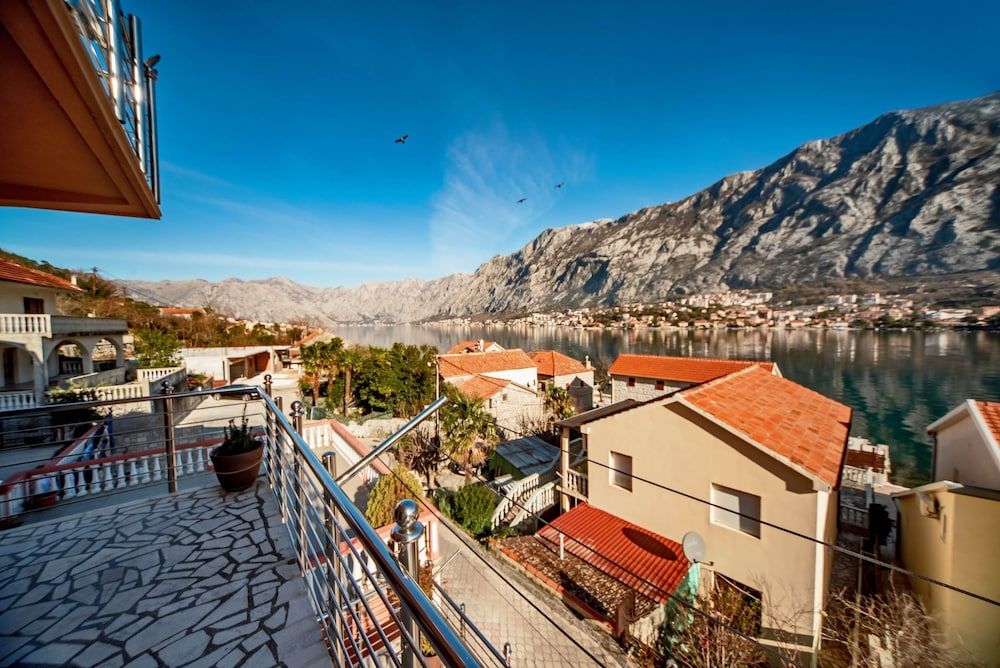 Apartmani Markovic Double Room, Shared Bathroom 14