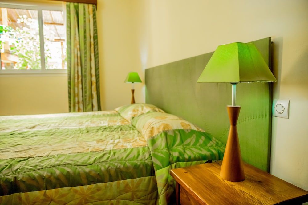 Hôtel Coco Lodge Superior Room, 1 Queen Bed, Pool Access, Pool View 10