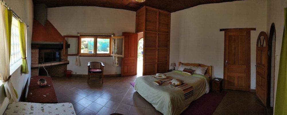 Le Trianon Double Room 4