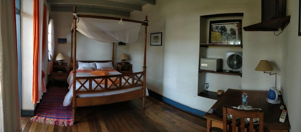 Le Trianon Double Room 2