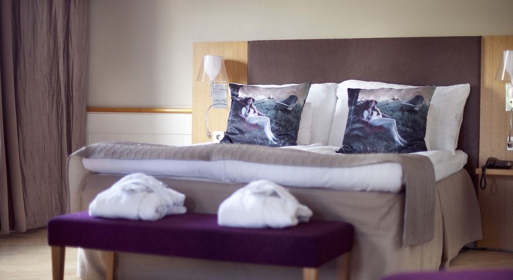Deluxe Double Room, 1 Double Bed with Sofa bed, Non Smoking