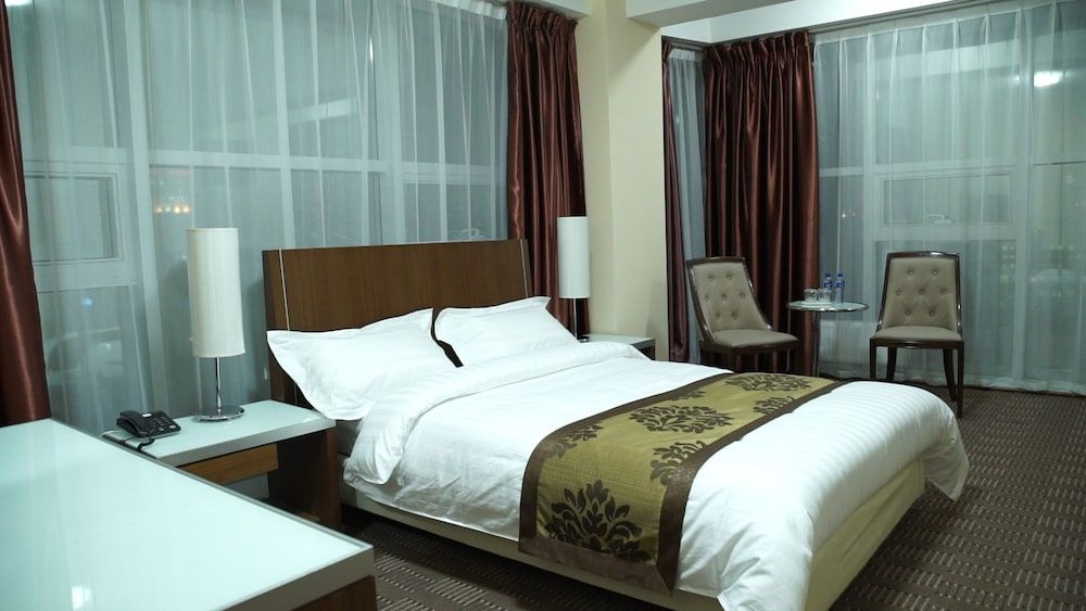 undefined Munkh Khustai Hotel 10