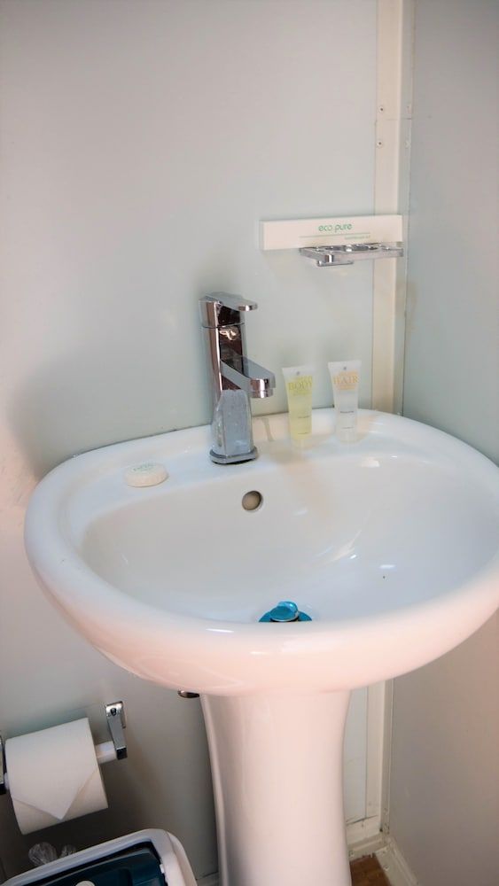 Saipan Vegas Resort Basic Double Room, 1 Double Bed 3