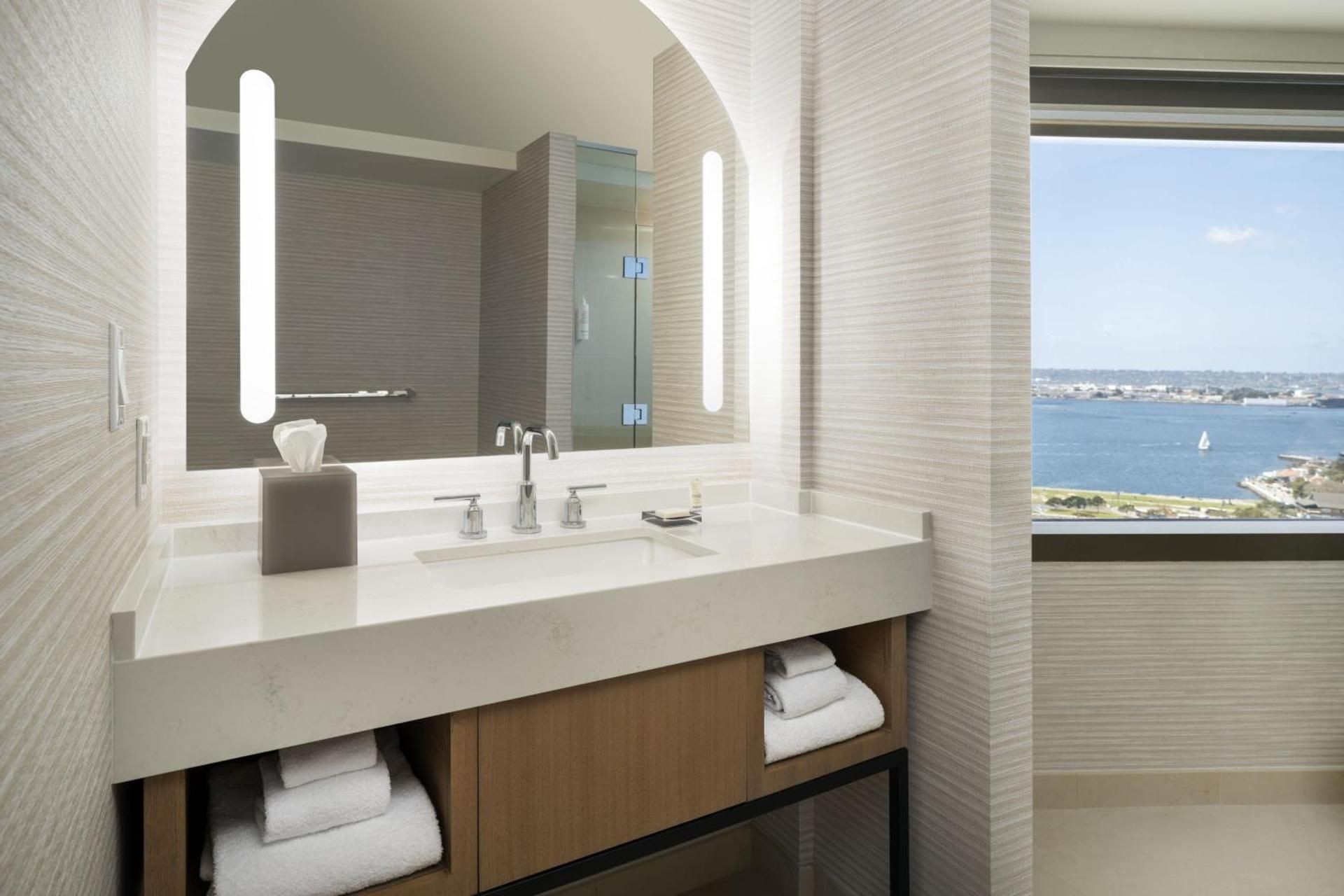 Deluxe Suite, 1 Bedroom Larger Suite, 1 King, Sofa Bed, Bay View, Newly Renovated, Balcony